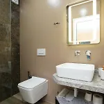 Queen Apartmets * Wlora