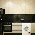 Queen Apartmets *