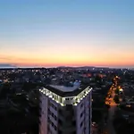 Queen Apartmets Wlora