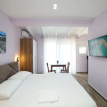 Queen Apartmets