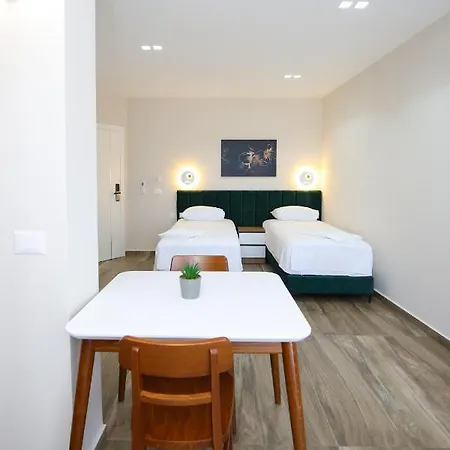 Queen Apartmets