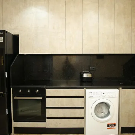Queen Apartmets *