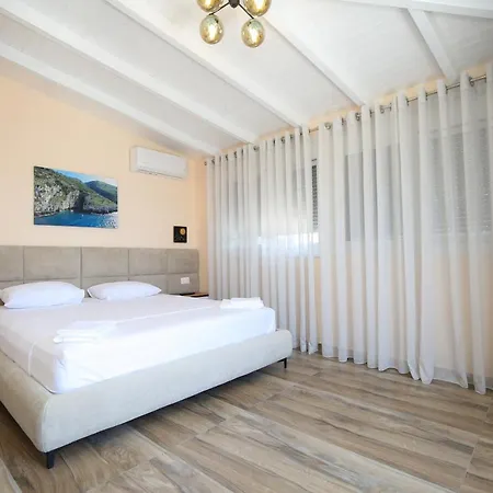 Queen Apartmets Wlora