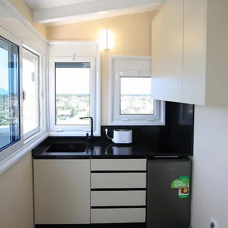 Queen Apartmets Appartement Vlorë