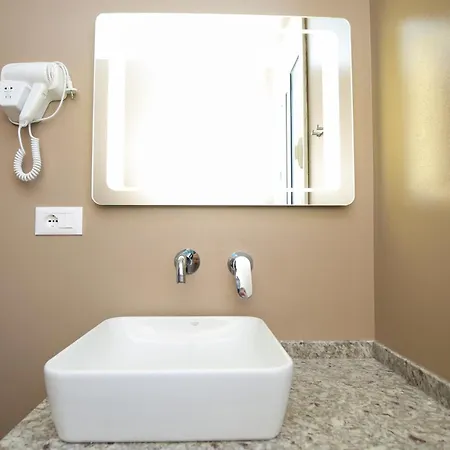 Queen Apartmets Appartement Vlorë